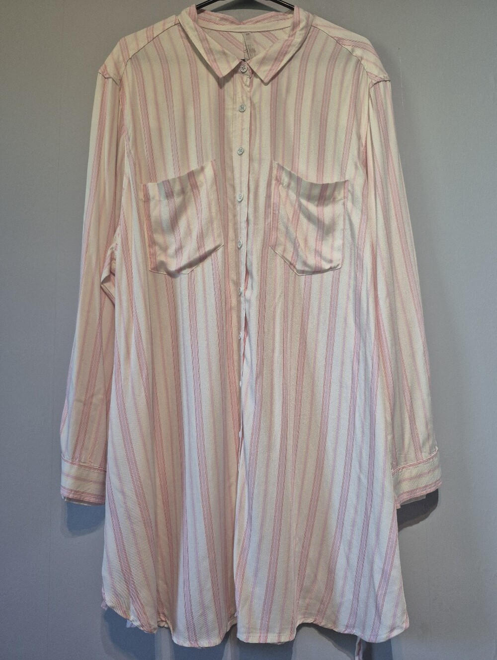 Melissa McCarthy Seven7 Pink and White Striped Blouse